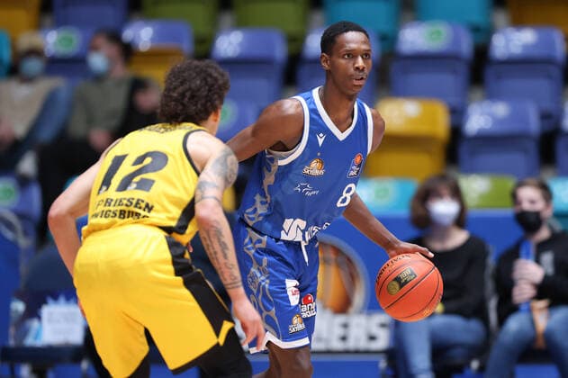 Fraport Skyliners MHP Riesen Ludwigsburg, easyCredit BBL Brancou Badio Fraport Skyliners, 8 vs Jonah Radebaugh Ludwigsburg, 12 easyCredit BBL basketball match between Fraport Skyliners and MHP Riesen Ludwigsburg on 6 February 2022 at Ballsporthalle in Frankfurt am Main , Frankfurt am Main Hesse Germany Ballsporthalle