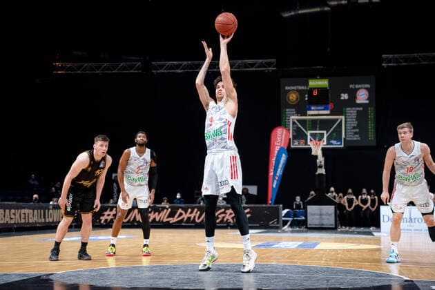 Joshua Obiesie No 9 FC Bayern Muenchen Basketball Basketball Loewen Braunschweig FC Bayern Muenchen Basketball Basketball Loewen Braunschweig FC Bayern Muenchen Basketball, Basketball, BBL, season 2020 2021, 06 02 2022 Braunschweig Copyright: xEibner-Pressefoto DanielxReineltx EP_DRT