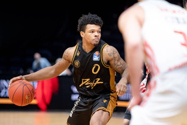 Tookie Brown Nr 0 Basketball Loewen Braunschweig Basketball Loewen Braunschweig FC Bayern Muenchen Basketball Basketball Loewen Braunschweig FC Bayern Muenchen Basketball, Basketball, BBL, season 2020 2021, 06 02 2022 Braunschweig Copyright: xEibner-Pressefoto DanielxReineltx EP_DRT