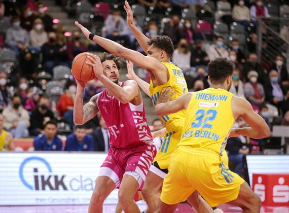 Michael Kessens Telekom Baskets Bonn vs ALBA BERLIN easyCredit BBL 1 Bundesliga , 2021 2022 season , main round 20 matchday