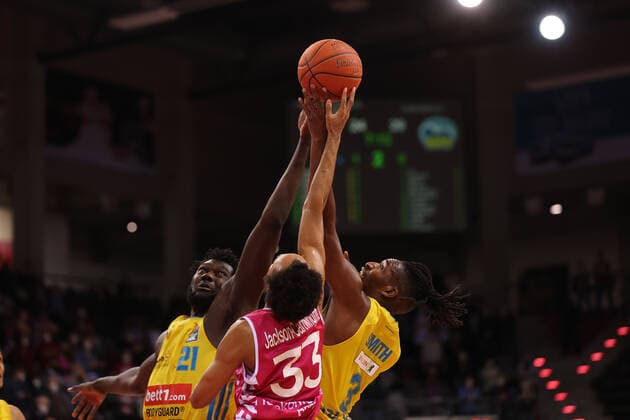 Bonn, Germany 06 02 2022, Basketball Bundesliga, 20 Matchday, BBL, Telekom Baskets Bonn vs Alba Berlin, Christ Koumadje Alba , Parker Jackson Cartwright Bonn , Jaleen Smith Alba