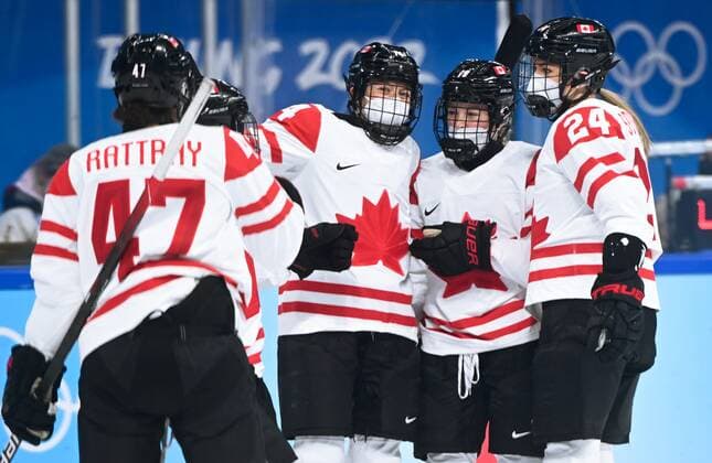 China Olympics 2022 Ice hockey, Eishockey Women ROC - Canada 8106784 07.02.2022 Canada s players celebrate scoring in the ice hockey women s preliminary round group A match between the Russian Olympic Committee s team and Canada during the Beijing 2022 Winter Olympic Games, Olympische Spiele, Olympia, OS at Wukesong Sports Centre in Beijing, China. Vladimir Astapkovich Sputnik Beijing China  Copyright: xVladimirxAstapkovichx