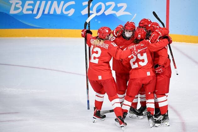 China Olympics 2022 Ice hockey, Eishockey Women ROC - Canada 8106814 07.02.2022 Russian Olympic Committee s players celebrate a goal in the ice hockey women s preliminary round group A match between the Russian Olympic Committee s team and Canada during the Beijing 2022 Winter Olympic Games, Olympische Spiele, Olympia, OS at Wukesong Sports Centre in Beijing, China. Vladimir Astapkovich Sputnik Beijing China  Copyright: xVladimirxAstapkovichx