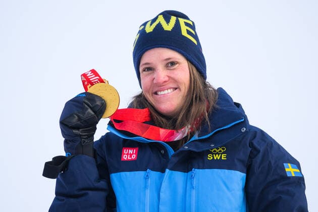 220207 Sara Hector of Sweden celebrating with gold medal during the medal ceremony after women?s alpine skiing giant slalom during day 3 of the 2022 Winter Olympics on February 7, 2022 in Yanqing Photo Maxim Thore BILDBYRAN kod MT MT0307 alpint alpine olympic games olympics winter olympics os ol olympiska spel vinter os olympiske leker peking peking 2022 beijing 2022 beijing 2022 olympic games beijing 2022 winter olympic games peking os beijing ol vinter ol 3 bbeng storslalom dag 3 dam celebration jubel,  Copyright: MAXIMxTHORE BB220207MT142