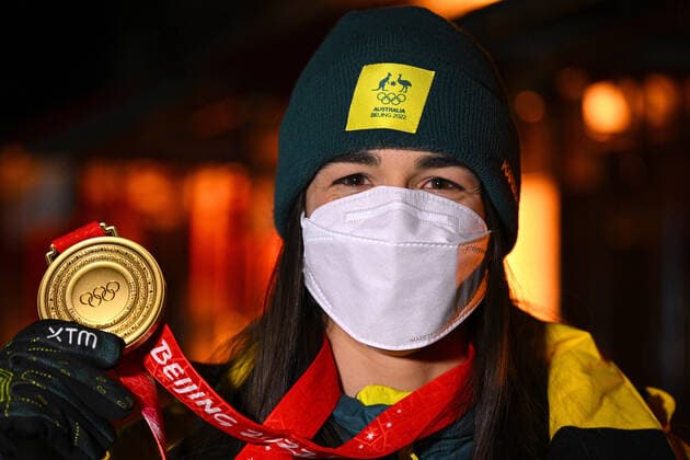 BEIJING WINTER OLYMPICS 2022, Jakara Anthony of Australia poses for a photograph after receiving her gold medal for the Women?s Moguls, at Zhangjiakou, during the 2022 Beijing Winter Olympic Games, Olympische Spiele, Olympia, OS in Beijing, China, Monday, February 7, 2022. ( NO ARCHIVING, EDITORIAL USE ONLY, NO USE IN BOOKS WITHOUT CONSENT BEIJING HEBEI CHINA  Copyright: xDANxHIMBRECHTSx 20220208001620998955