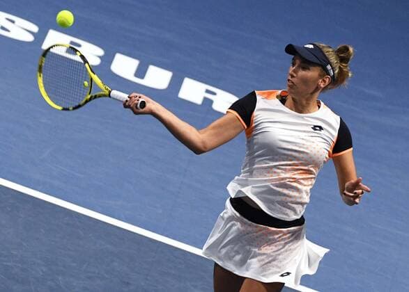 Russia Tennis St. Petersburg Ladies Trophy 8107295 07.02.2022 Belgium s Elise Mertens returns a ball during a women s singles match against France s Alize Cornet at the St. Petersburg Ladies Trophy 2022 tennis tournament in St.Petersburg, Russia. Alexei Danichev Sputnik St. Petersburg Russia  Copyright: xAlexeixDanichevx