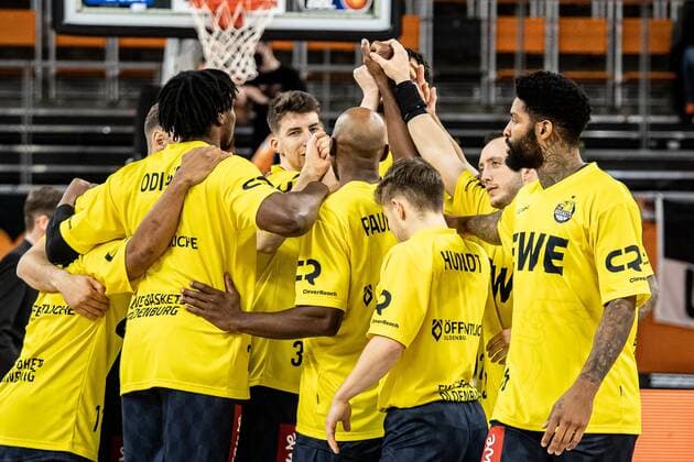 EWE Baskets Oldenburg before the game GER, Ratiopharm Ulm vs EWE Baskets Oldenburg, easycredit 1 Bundesliga Basketball, 20 matchday, season 2021 22, 07 02 2022 Ratiopharm Ulm vs EWE Baskets Oldenburg, 1 Basketball Bundesliga Neu Ulm Copyright: xEibner-Pressefoto RogerxBuerkex EP_EER
