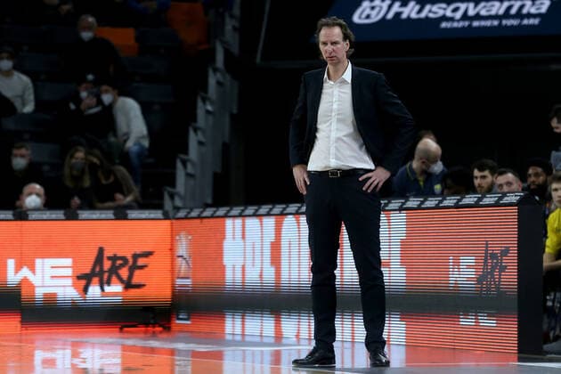 07 02 22, Neu Ulm, Germany, ratiopharm Arena, ratiopharm ulm vs EWE Baskets Oldenburg Basketball Bundesliga, Coach Ingo Freyer EWE Baskets Oldenburg Looks Photo H Langer Neu Ulm ratiopharm Arena Bayern Germany  541_ULMOLD20220207_026 Langer-541