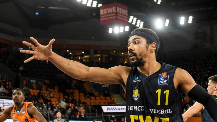 GER, BBL, ratiopharm ulm vs EWE Baskets Oldenburg 07 02 2022, ratiopharm arena, Neu Ulm, GER, BBL, ratiopharm ulm vs EWE Baskets Oldenburg, pictured Phil Pressey Oldenburg, 11 nordphotoxGmbHx xHafner nph00200