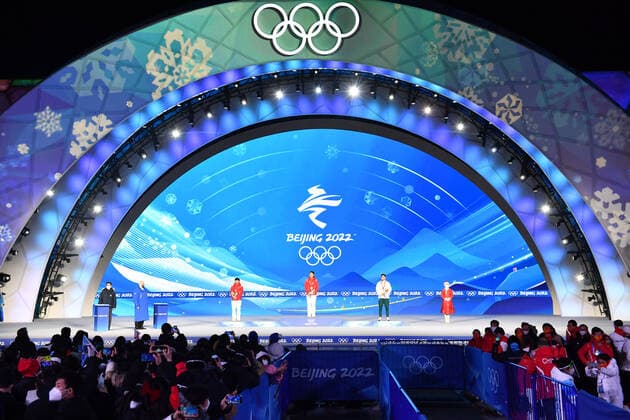 BEIJING, CHINA - FEBRUARY 08: Gold medallist Ziwei Ren of Team China (C), Silver medallist Wenlong Li of Team China (L) and Bronze medallist Shaoang Liu of Team Hungary (R) pose with their medals during the Men s 1000m Speed skating, Eisschnelllauf medal ceremony on Day 4 of the Beijing 2022 Winter Olympic Games, Olympische Spiele, Olympia, OS at Beijing Medal Plaza on February 8, 2022 in Beijing, China.  Copyright: xVCGx CFP111368327393 