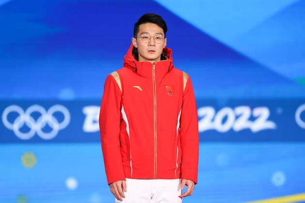 BEIJING, CHINA - FEBRUARY 08: Gold medallist Ziwei Ren of Team China poses during the Men s 1000m Speed skating, Eisschnelllauf medal ceremony on Day 4 of the Beijing 2022 Winter Olympic Games, Olympische Spiele, Olympia, OS at Beijing Medal Plaza on February 8, 2022 in Beijing, China.  Copyright: xVCGx CFP111368315340 