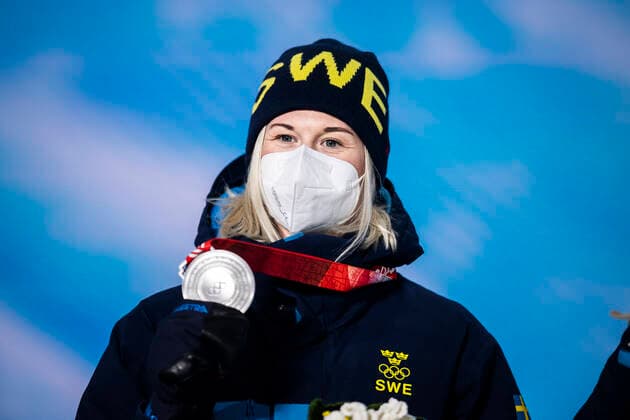 220208 Maja Dahlqvist of Sweden with her silver medal at the medal ceremony for women s cross country skiing sprint during day 5 of the 2022 Winter Olympics on February 8, 2022 in Zhangjiakou Photo Jon Olav Nesvold BILDBYRAN COP 217 JE0033 skidor cross country skiing langrenn olympic games olympics winter olympics os ol olympics winter o olympics peking Beijing 2022 beijing 2022 beijing 2022 olympic games beijing 2022 winter olympic games beijing os beijing ol winter ol 5 bbeng medal ceremony medal ceremony medal ceremony sweden silver,  Copyright: JONxOLAVxNESVOLD BB220208JE123