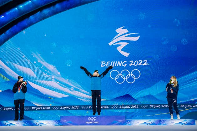 220209 Maja Dahlqvist of Sweden, Jonna Sundling of Sweden and Jessie Diggins of USA celebrate at the medal ceremony for women s cross country skiing sprint during day 5 of the 2022 Winter Olympics on February 9, 2022 in Zhangjiakou Photo Jon Olav Nesvold BILDBYRAN COP 217 JE0033 ski cross country skiing cross country skiing olympic games olympics winter olympics os ol olympic games winter os olympic games peking peking 2022 beijing 2022 beijing 2022 olympic games beijing 2022 winter olympic games peking os beijing ol winter ol 5 bbeng medal ceremony medal ceremony medal ceremony cheer,  Copyright: JONxOLAVxNESVOLD BB220209JE075