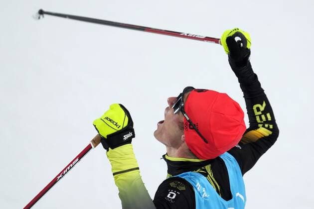 China Olympics 2022 Nordic Combined 8109389 09.02.2022 Germany s Vinzenz Geiger celebrates winning the gold medal after crossing the finish line in the nordic combined individual gundersen normal hill and 10 km cross-country race during the Beijing 2022 Winter Olympic Games, Olympische Spiele, Olympia, OS at the National Cross-Country Skiing Centre in Zhangjiakou, China. Pavel Bednyakov Sputnik Zhangjiakou China  Copyright: xPavelxBednyakovx