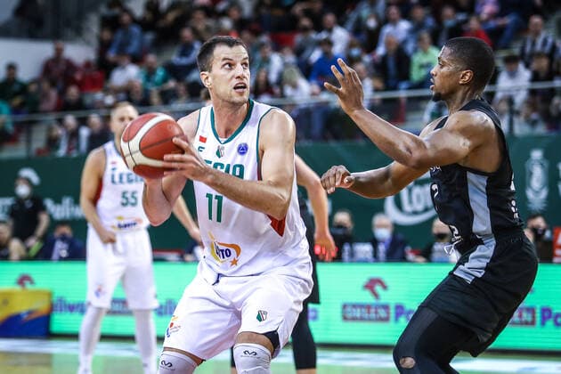 09.02.2022 Warszawa Koszykowka FIBA Europe Cup 2021, druga faza grupowa Legia Warszawa - Medi Bayreuth N z Jure Skific Foto Adam Starszynski PressFocus 09.02.2022 Warsaw Basketball FIBA Europe Cup 2021, second stage Legia Warszawa - Medi Bayreuth Jure Skific Credit Adam Starszynski PressFocus NEWSPIX.PL --- Newspix.pl  20220209PF_AS121