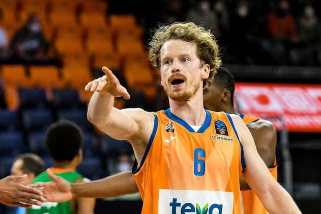GER, EuroCup, ratiopharm ulm vs Cedevita Olimpija Ljubljana 09.02.2022, ratiopharm arena, Neu-Ulm, GER, EuroCup, ratiopharm ulm vs Cedevita Olimpija Ljubljana, im Bild Per Günther Guenther (Ulm, 6) nordphotoxGmbHx xHafner nph00200