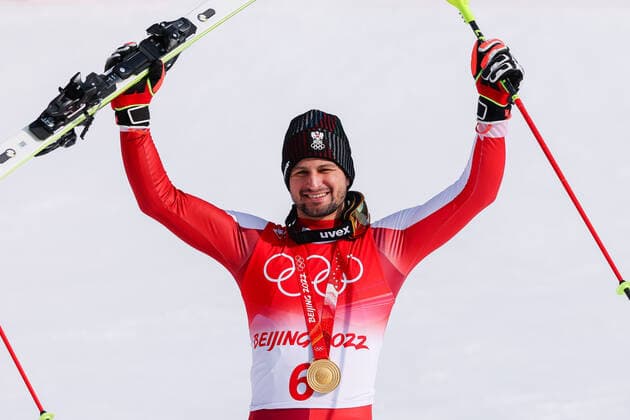 OLYMPICS - Winter Olympic Games, Olympische Spiele, Olympia, OS Beijing 2022 YANQING,CHINA,10.FEB.22 - OLYMPICS, ALPINE SKIING - Winter Olympic Games Beijing 2022, alpine combined, slalom, men. Image shows Johannes Strolz (AUT). Keywords: medal.  GEPAxpictures xDanielxGoetzhaber