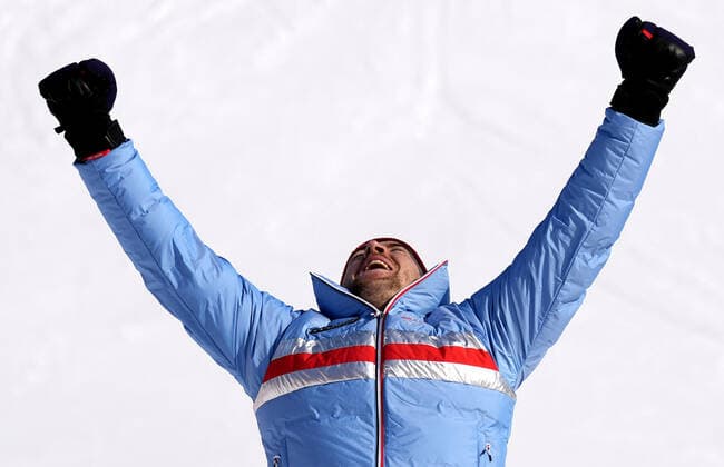 Aamodt Aleksander Kilde of Norway celebrates on the podium after winning the silver medal in the men s Alpine Combined at the Winter Olympics in Beijing on Thursday February 10, 2022.  OLY20220210417 RICKxTxWILKING