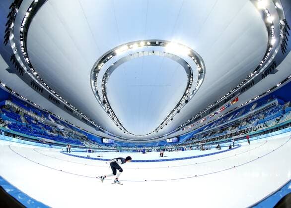 BEIJING - Martina Sablikova (Czech Republic) in action on the 5000m track during the sixth day of the 2022 Winter Olympics at the National Speed skating, Eisschnelllauf Oval in Beijing, China. ANP VINCENT JANNINK Speed Skating - Women s 5000m 2022 xVIxANPxSportx xxANPxIVx *** BEIJING Martina Sablikova Czech Republic in action on the 5000m track during the sixth day of the 2022 Winter Olympics at the National Speed Skating Oval in Beijing, China ANP VINCENT JANNINK Speed Skating Women s 5000m 2022 xVIxANPxSportx xxANPxIVx 443896645 originalFilename: 443896645.jpg
