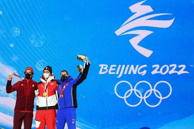 Photo Gian Mattia D Alberto - LaPresse February 10, 2022 Zhangjiakou, China Beijing 2022 Winter Olympic Games, Olympische Spiele, Olympia, OS - Men s snowboard cross medal ceremony In the pic: GRONDIN Eliot CAN silver, HAEMMERLE Alessandro AUT, gold,VISINTIN Omar, bronze  Copyright: xGianxMattiaxD Albertox-xLaPressex