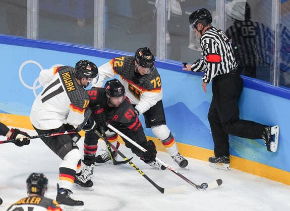 BEIJING 2022, Ice field hockey, Men, Canada - Germany
