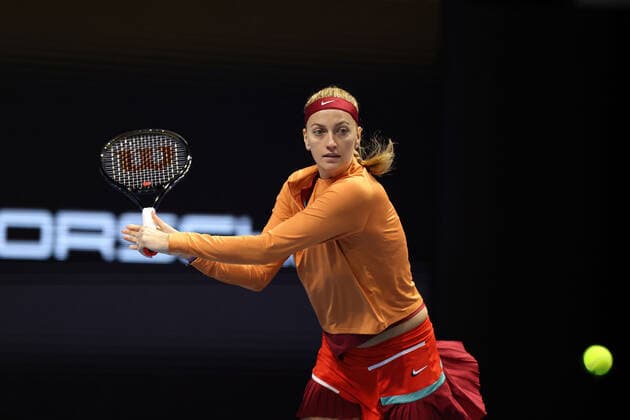 February 10, 2022, Saint Petersburg, Russia: Petra Kvitova of Chezh Republic play against Irina-Camelia Begu of Romania during the St.Petersburg Ladies Trophy 2022 tennis tournament..Final score: Saint Petersburg Russia - ZUMAs197 20220210_zaa_s197_002 Copyright: xMaksimxKonstantinovx