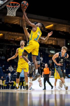 Basketball Berlin 02 02 2022 2021 2022 Euroleague Regular Season Alba Berlin Zenit St Petersburg Jaleen Smith Alba Berlin, No 03 Jordan Mickey St Petersburg, No 55