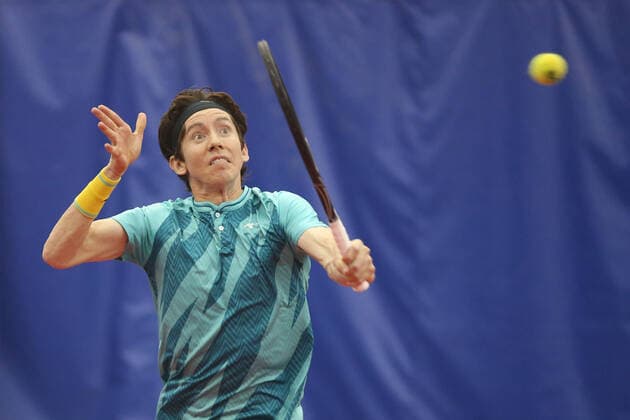 DALLAS, TX - FEBRUARY 10: John-Patrick Smith (AUS) hits a backhand during the Dallas Open on February 10, 2022 at the Styslinger Altec Tennis Complex in Dallas, TX. (Photo by George Walker Icon Sportswire) TENNIS: FEB 10 Dallas Open Icon22021012