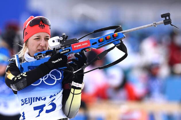 Bilder des Jahres 2022, Sport 02 Februar Sport Themen der Woche KW06 PREUSS Franziska Team GER Biathlon Frauen Sprint 7,5km am Fritag den 11.02.2022 Olympische Winterspiele 2022 in Peking China *** PREUSS Franziska Team GER Biathlon Women Sprint 7,5km on Fritag the 11 02 2022 Olympic Winter Games 2022 in Beijing China