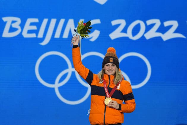 Irene Schouten of the Netherland s smiles with her gold medal during a medals ceremony for the Women s Speed skating, Eisschnelllauf 5000m race at the Beijing 2022 Winter Olympics on Friday, February 11, 2022.  OLY20220211281 PaulxHanna