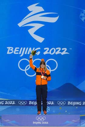 Irene Schouten of the Netherland s smiles with her gold medal during a medals ceremony for the Women s Speed skating, Eisschnelllauf 5000m race at the Beijing 2022 Winter Olympics on Friday, February 11, 2022.  OLY20220211282 PaulxHanna