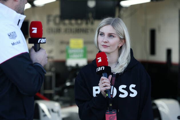 Lisa Hoffmann GER Pro7 ran Reporter, Formula E FIA World Championship, Season 8, Mexico City E Prix, 11 02 2022, MEX, TV, Television, Interview