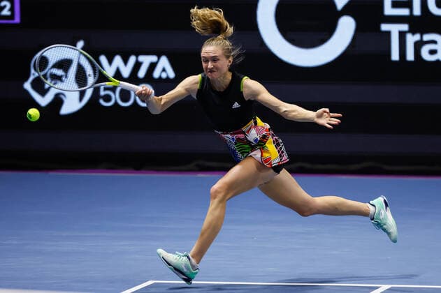 St. Petersburg Ladies Trophy 2022 - Quarter-Finals Aliaksandra Sasnovich of Belarus returns the ball to Jelena Ostapenko of Latvia during the women s singles quarterfinal match of the WTA, Tennis Damen 500 St. Petersburg Ladies Trophy 2022 International Tennis Tournament on February 11, 2022 at the Sibur Arena in Saint Petersburg, Russia. Saint Petersburg Russia  Copyright: xMikexKireevx originalFilename:kireev-stpeters220211_npn3S.jpg