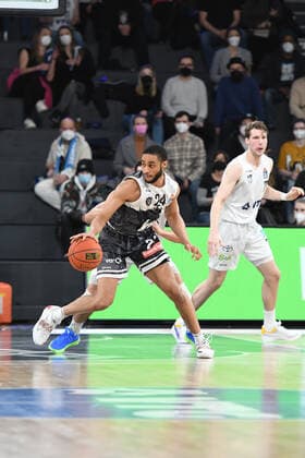 Basketball I Herren I Saison 2021-2022 I BBL I 21. Spieltag I Hamburg Towers - S.OLIVER WÜRZBURG I 11.02.2022 CAMERON HUNT (24, S.OLIVER WÜRZBURG) Hamburg edel-optics.de Arena Hamburg Deutschland Copyright: xLobeca AndreasxHannigx