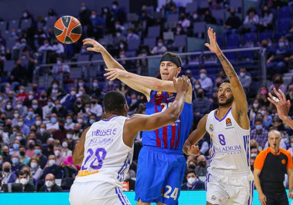 11th February 2022 Wizink Center Madrid Spain Turkish Airlines Euroleague Basketball Real Madrid vs FC Barcelona Barca Kyle Kuric Barca Madrid Madrid Madrid Spain Basketball Copyright: xAlbaxPachecox xAgenciaxLOFx