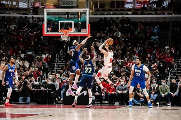 Zach LaVine 8, Chicago Bulls shoots the ball during the game on February 11, 2021 at the United Center Shaina Benhiyoun SPP National Basketball Association - Chicago Bulls vs Minnesota Timberwolves - United Center 