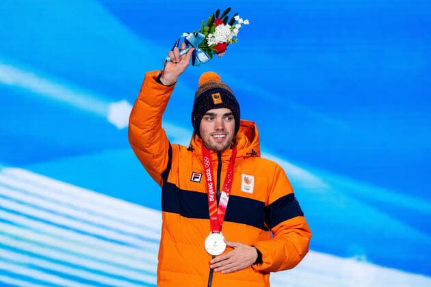 220212 Patrick Roest of Netherlands at the medal ceremony for men s speed skating during day 8 of the 2022 Winter Olympics on February 12, 2022 in Beijing Photo Mathias Bergeld BILDBYRAN code MB MB0332 skates speed skating olympic games olympics winter olympics os ol olympiska spel vinter os olympic games peking peking 2022 beijing 2022 beijing 2022 olympic games beijing 2022 winter olympic games beijing os beijing ol winter ol 8 bbeng medal ceremony medal ceremony,  Copyright: MATHIASxBERGELD BB220212MB076