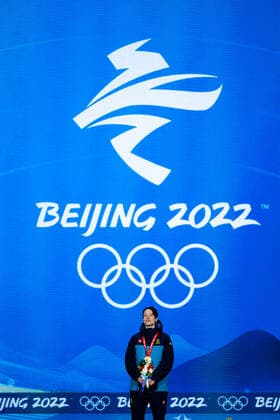 220212 Nils van der Poel of Sweden at the medal ceremony for men s speed skating during day 8 of the 2022 Winter Olympics on February 12, 2022 in Beijing Photo Mathias Bergeld BILDBYRAN kod MB MB0332 skridskor speed skating olympic games olympics winter olympics os ol olympiska spel Winter Olympics Beijing Beijing 2022 Beijing 2022 Beijing 2022 Olympic Games Beijing 2022 Winter Olympic Games Beijing Os Beijing ol Winter ol 8 bbeng medal ceremony medal ceremony,  Copyright: MATHIASxBERGELD BB220212MB083