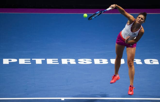 ST PETERSBIRG, RUSSIA â€“ FEBRUARY 12, 2022: Tennis player Irina-Camelia Begu of Romania serves the ball in her 2022 WTA, Tennis Damen St Petersburg Ladies Trophy semi-final singles match against Maria Sakkari of Greece, at the Sibur Arena. Alexander Demianchuk TASS  TS122B06