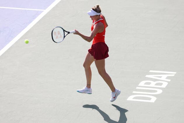 Marketa Vondrousova, CZE, during qualifying round of 2022 Dubai Championships in Dubai, 12 02 2022