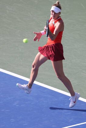 Marketa Vondrousova, CZE, during qualifying round of 2022 Dubai Championships in Dubai, 12 02 2022