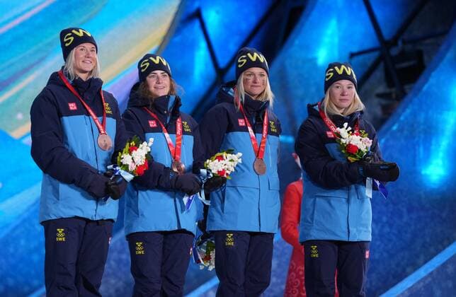 China Olympics 2022 Medal Ceremony 8112388 12.02.2022 Bronze medalists Sweden s Maja Dahlqvist, Ebba Andersson, Frida Karlsson and Jonna Sundling pose during the medal ceremony for the women s cross-country 4x5 km relay event during the Beijing 2022 Winter Olympic Games, Olympische Spiele, Olympia, OS at the Medals Plaza in Zhangjiakou, China. Ramil Sitdikov Sputnik Beijing China  Copyright: xRamilxSitdikovx