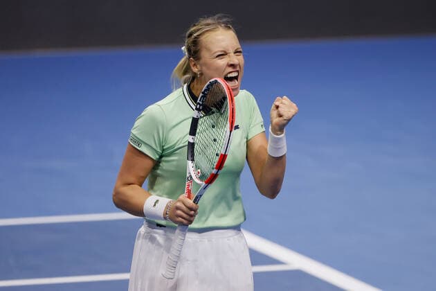 St. Petersburg Ladies Trophy 2022 - Semi-Finals Anett Kontaveit of Estonia celebrates victory over Jelena Ostapenko of Latvia during the women s singles semifinal match of the WTA, Tennis Damen 500 St. Petersburg Ladies Trophy 2022 International Tennis Tournament on February 12, 2022 at the Sibur Arena in Saint Petersburg, Russia. Saint Petersburg Russia  Copyright: xMikexKireevx originalFilename:kireev-stpeters220212_npRAk.jpg