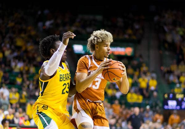 February 12 2022: Baylor Bears forward Jonathan Tchamwa Tchatchoua (23) defends Texas Longhorns forward Tre Mitchell (33) during the 1st half of the NCAA, College League, USA Basketball game between the Texas Longhorns and Baylor Bears at Ferrell Center in Waco, Texas. CSM Waco US - ZUMAc04_ 20220212_zaf_c04_106 Copyright: xMatthewxLynchx