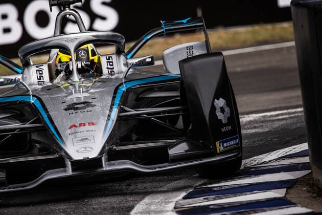 05 VANDOORNE Stoffel (bel), Mercedes-EQ Silver Arrow 02, action during the 2022 Mexico City ePrix, 2nd meeting of the 2021-22 ABB FIA Formula E World Championship, WM, Weltmeisterschaft on the Autodromo Hermanos Rodriguez from February 10 to 11, in Mexico City, Mexico - AUTO - 2022 FORMULA E Mexico City ePRIX DPPI Panoramic  03422003_GH_57801