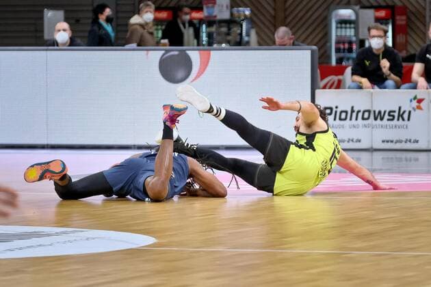 medi bayreuth MLP Heidelberg , Basketball, Bundesliga, BBL, Matchday 21, Season 2021 2022, 13 02 2022 3 Lowery, Robert MLP Heidelberg 10 Doreth Bastian medi Bayreuth medi bayreuth MLP Heidelberg , Basketball, Bundesliga, BBL, Matchday 21, Season 2021 2022, 13 02 2022 Bayreuth Copyright: xEibner-Pressefoto ThorstenxOchsx EP_TOS