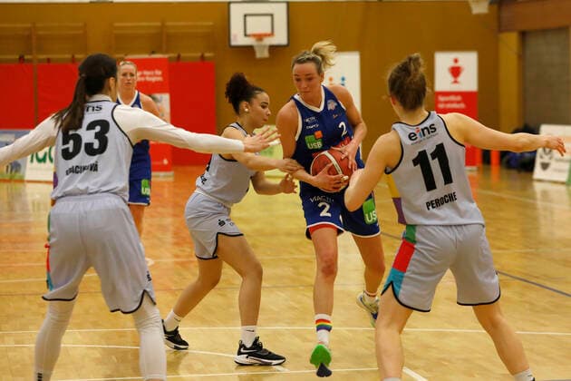 12 02 2022, 2 Toyota Womens Basketball Bundesliga North, DBBL, Season 2021 2022, Women, Chemcats Chemnitz VFL Viactiv Astroladies Bochum Leonie Bleker, VFL Viactiv Astroladies Bochum Chemnitz Sporthalle am Schlossteich Saxony Germany