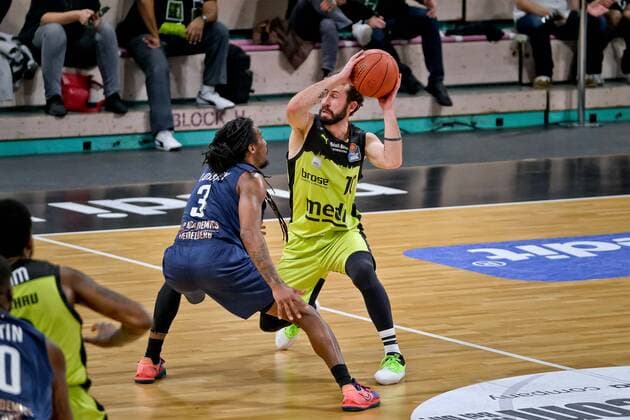 medi bayreuth MLP Heidelberg , Basketball, Bundesliga, BBL, Matchday 21, Season 2021 2022, 13 02 2022 10 Doreth Bastian medi Bayreuth 3 Lowery, Robert MLP Heidelberg medi bayreuth MLP Heidelberg , Basketball, Bundesliga, BBL, Matchday 21, Season 2021 2022, 13 02 2022 Bayreuth Copyright: xEibner-Pressefoto ThorstenxOchsx EP_TOS