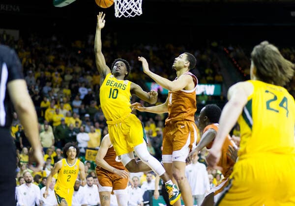 February 12 2022: Baylor Bears guard Adam Flagler (10) shoots the ball Texas Longhorns guard Andrew Jones (1) during the 2nd half of the NCAA, College League, USA Basketball game between the Texas Longhorns and Baylor Bears at Ferrell Center in Waco, Texas. CSM Waco US - ZUMAc04_ 20220212_zaf_c04_120 Copyright: xMatthewxLynchx