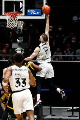 12 02 2022, easyCredit Basketball Bundesliga, BBL, season 2021 2022, men, Chemnitz Niners MHP Riesen Ludwigsburg Jonas Richter, Niners Chemnitz Chemnitz Fair Chemnitz Saxony Germany
